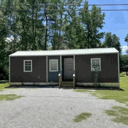 Fisherman’s cabin 2 miles from the water