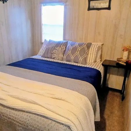 Lucky's Canoe & Kayak Cabin #3 - Caddo River Access!