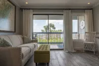 Beachfront condo as featured on HGTV! - 4-Star