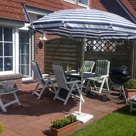 Vacation home near the beach, sun terrace, 6p, Weber grill, e-bikes, wifi, TV...