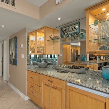 Beachfront 3rd-Floor Corner Condo -- Sunrise & Sunset Ocean View