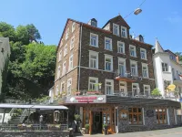 Moselland Hotel im Enderttal Zum Onkel Willi Hotels in Cochem