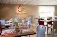 Campanile Villejust - ZA Courtaboeuf
