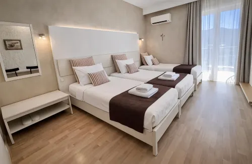Nidimos Hotel