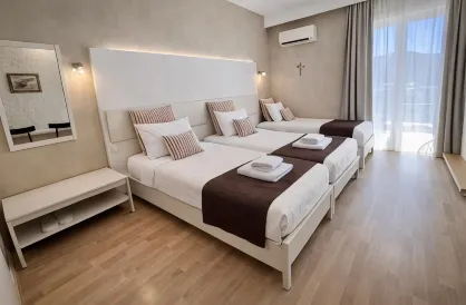 Nidimos Hotel