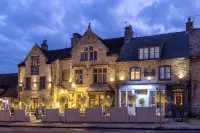 The Sheep on Sheep Street Hotel - parkir