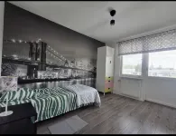 Fully Renovated 4BR Home with Modern Kitchen - 3-Star