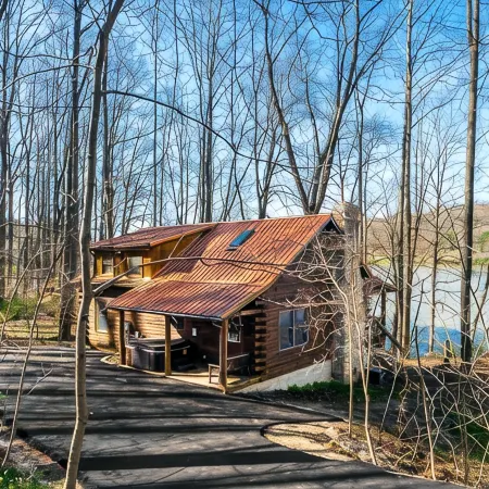 Gorgeous Hocking Hills Lake Front Cabin Right On Lake Logan - Near All The Sites
