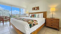 A Family Favorite on Hawaii's Gold Coast 11th Floor Oceanfront Condo - บังกะโล