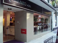 無限飯店 布尔内斯附近的飯店