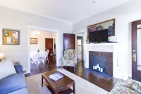 Bradley Cottage in the heart of "Mayberry" - 3-Star