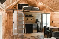 Secluded Cabin Minutes from Snow Trails & I-71 - Chalets