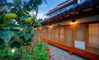 Jeonju Hanok Midam