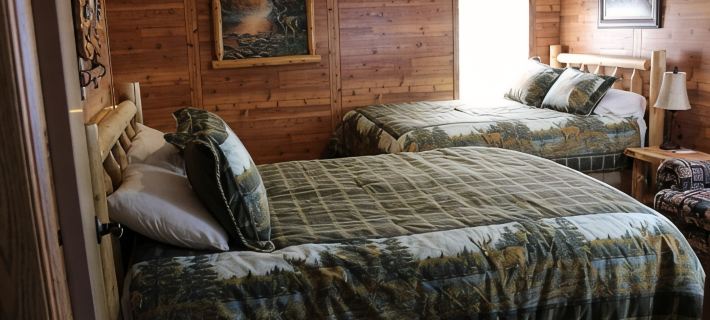 River Rock Cottage Is Located On The Shore Of Lake Superior On Chequamegon Bay. Hotels in Ashland County