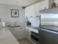 Paradis - Luxurious Apartment with Ocean View and Balcony.