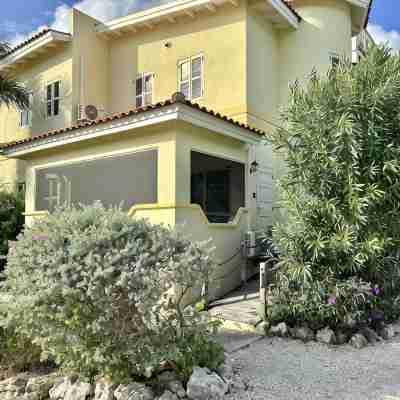 Bonaire Breezes Studio Hotel Exterior
