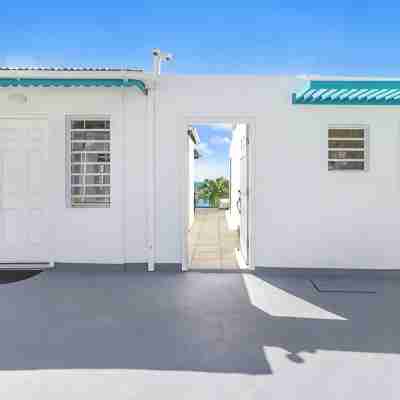 Renovated Apartment with pool and ocean view#5 Hotel Exterior