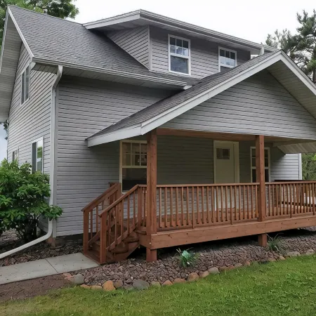 Cozy country charm with a convenient location