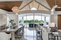 Beautiful OCEAN FRONT, POOL Villa walk or drive to GRACE BAY BEACH Turtle Ridge - 3-Star