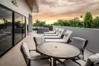 Spacious 7 Bedroom Luxury Villa Steps From The Beach, South Jaco! - 4-Star