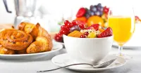 The Shore House - breakfast