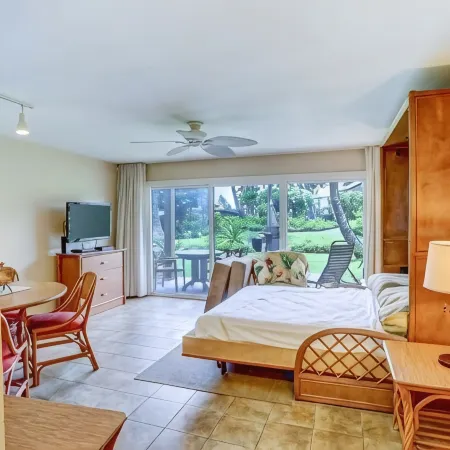 Kauai Pono Kai Resort BR/1BA Condominium -- Sleeps 4