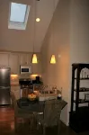 Contemporary colonial cottage, close to dwntown Rockville and metro, accessible. - Wifi