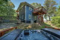 “Little Blue Cabin • Cozy Boho Hideaway • Jacuzzi, Fire Pit & Close to Brp” - Boutique
