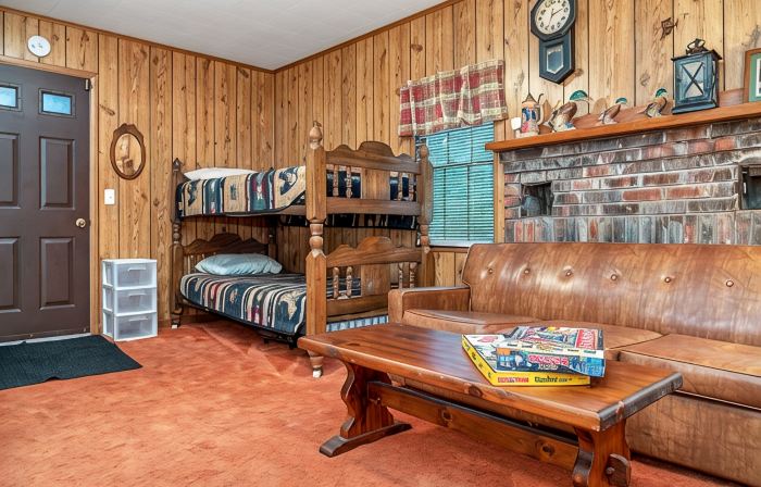 Riverfront Cabin ★ Views ★ Quiet ★ Fishing ★ Kayak