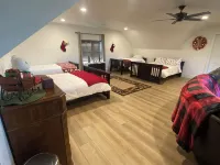 Cozy Cottage Inn sets in the heart of ATV trails and 3 National Parks. - 3 étoiles