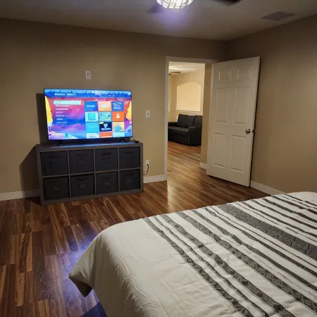 Stylish 5 bed 2.5 bath, with loft, pool table, amazing outdoor bar, kid playset.