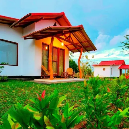 Wild Waves Kumana Safari & Surf Resort Hotel