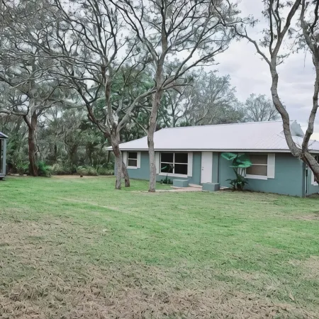 Hidden Gem Home @Oceanside Ave