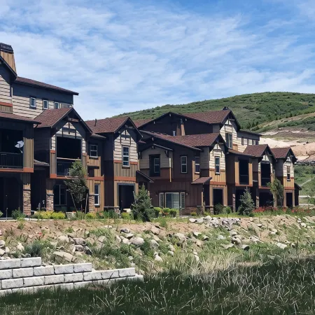 Luxury Condo Park City- Private Hot Tub, Near Ski Resorts, bike trails, & golf.