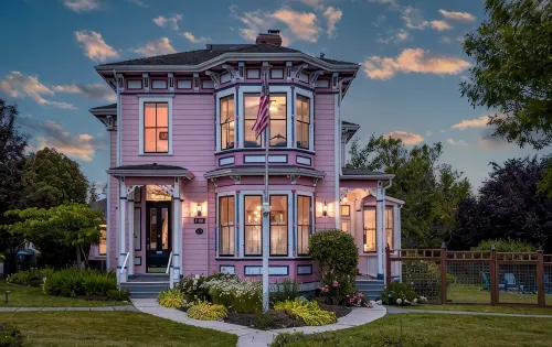 Historic Coupeville 6Br/5BA Near Waterfront/Wharf - Wifi