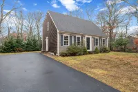 The Driftwood Home, 5 min from Mashpee Commons, AC - 4성급