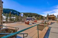 The ultimate ski studio at Keystone!  Upgraded with a premium king size bed. - 2-Star