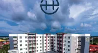 Emart Hotel (Riam) - parking