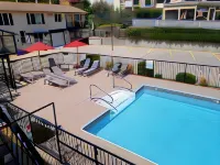 Osoyoos Lakeview Inn & Suites - Pools