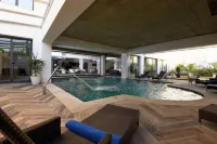 Lescure Business Hôtel and spa - 4-Star