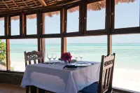 Karafuu Beach Resort & Spa - Breakfast