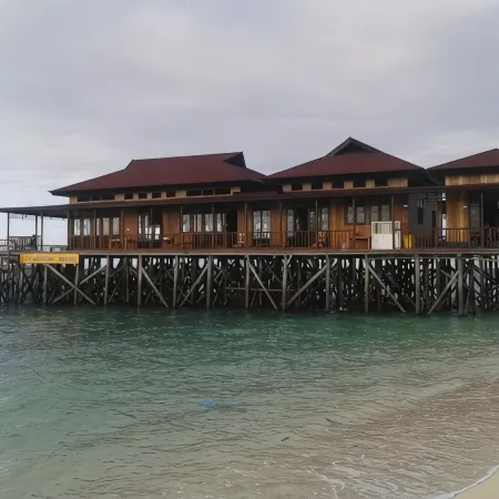 Lapauta Derawan Resort