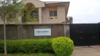 Flora Suites Exclusive فنادق في 