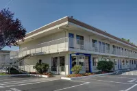 Motel 6 Salem, or