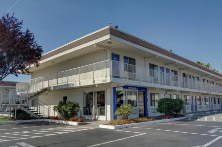 Motel 6 Salem, or