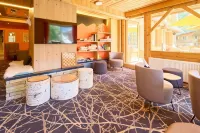 Hotel Base Camp Lodge - les 2 Alpes Hotels in Isere