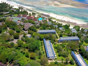 Leopard Beach Resort and Spa