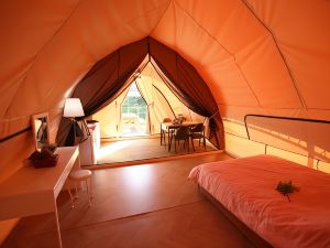 Hongcheon Opera Glamping (New Construction, Valley View, Private Toilet)