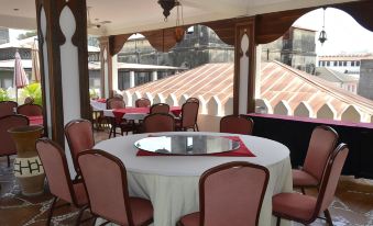 Al-Minar Hotel