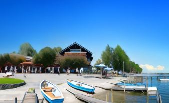 Sieben Zimmer am See - Housity